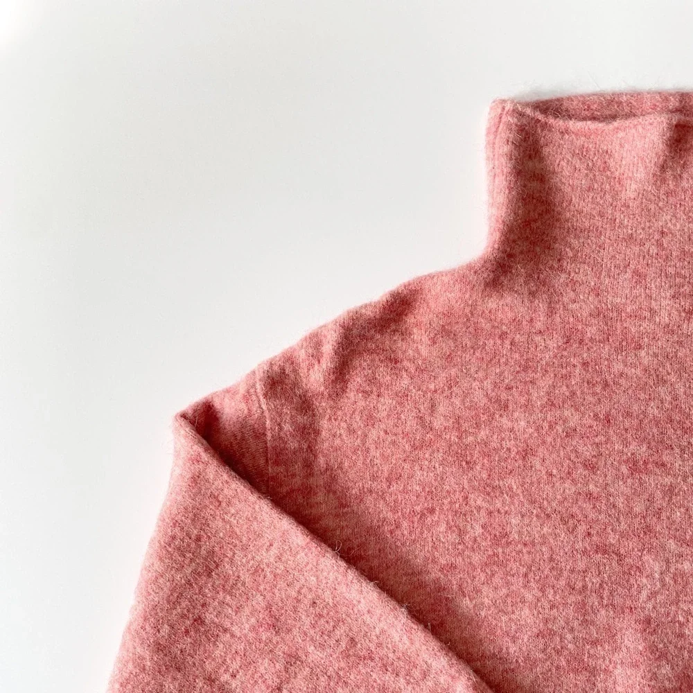 Wilfred Lorin Sweater - Picture 9 of 9